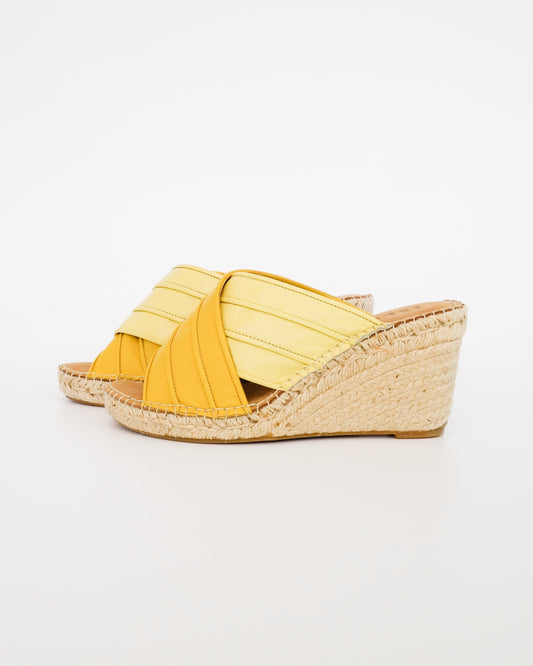 Criss Cross Wedge | Two-Tone Yellow | Size 5