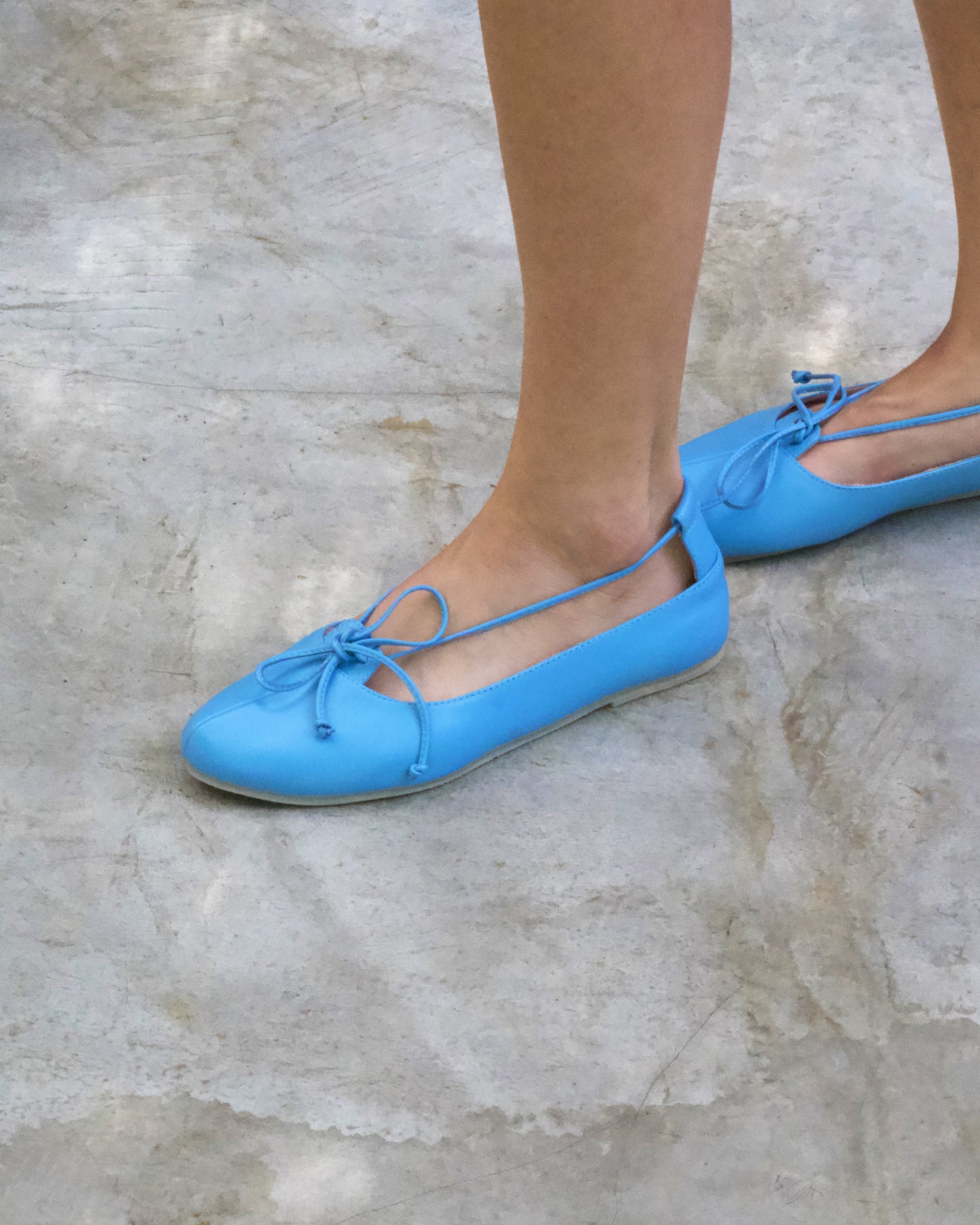 SIZE 8 | READY TO SHIP