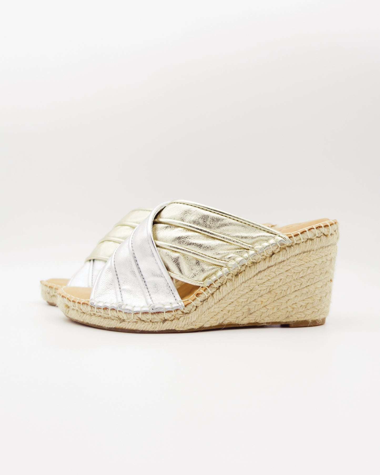 Criss Cross Wedge | Eclipse