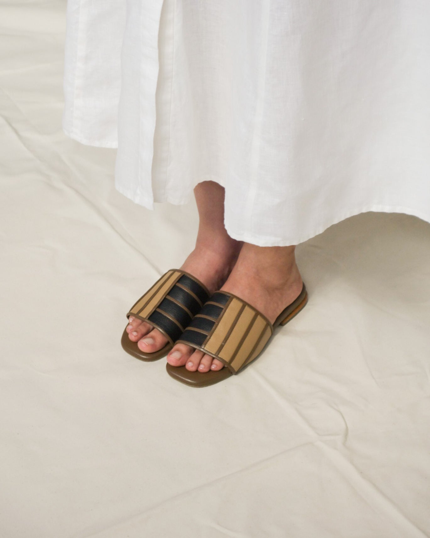 Shoes Slides Brown Black Spring