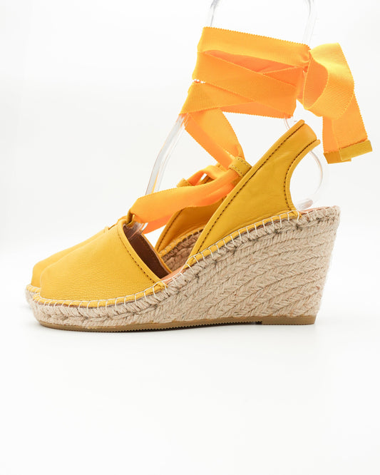 Cecilia Wedge | Sun Yellow