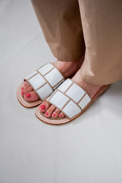 Shoes Slides