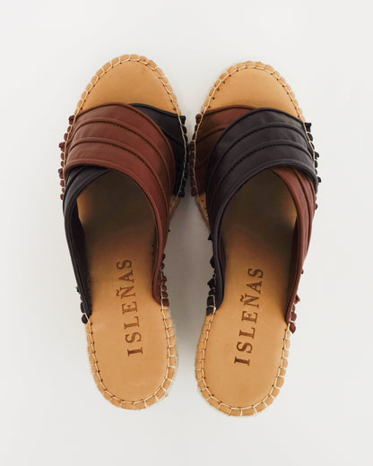 Criss Cross Wedge | Two-Tone Brown