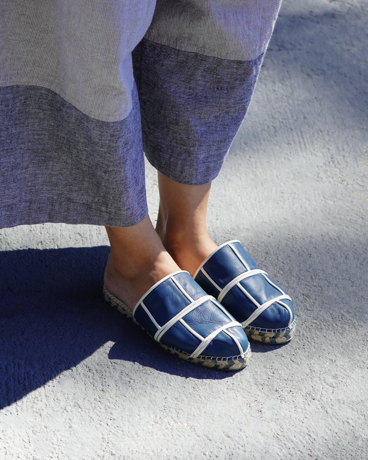 Off Grid Mule Shoes Isleñas Slate Blue
