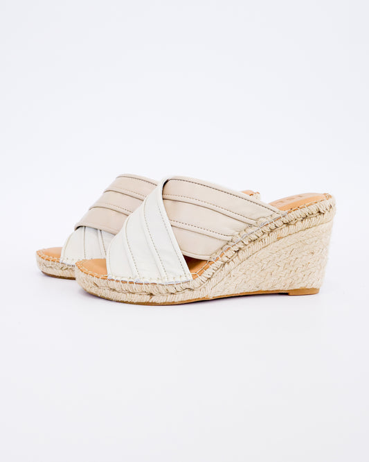 Criss Cross Wedge | Two Whites